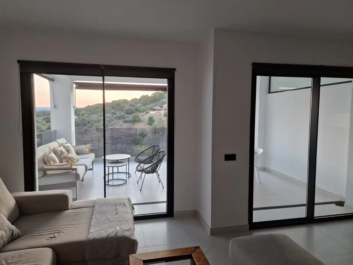 Dormitori de Apartament en venda en Estepona amb Aire condicionat i Terrassa