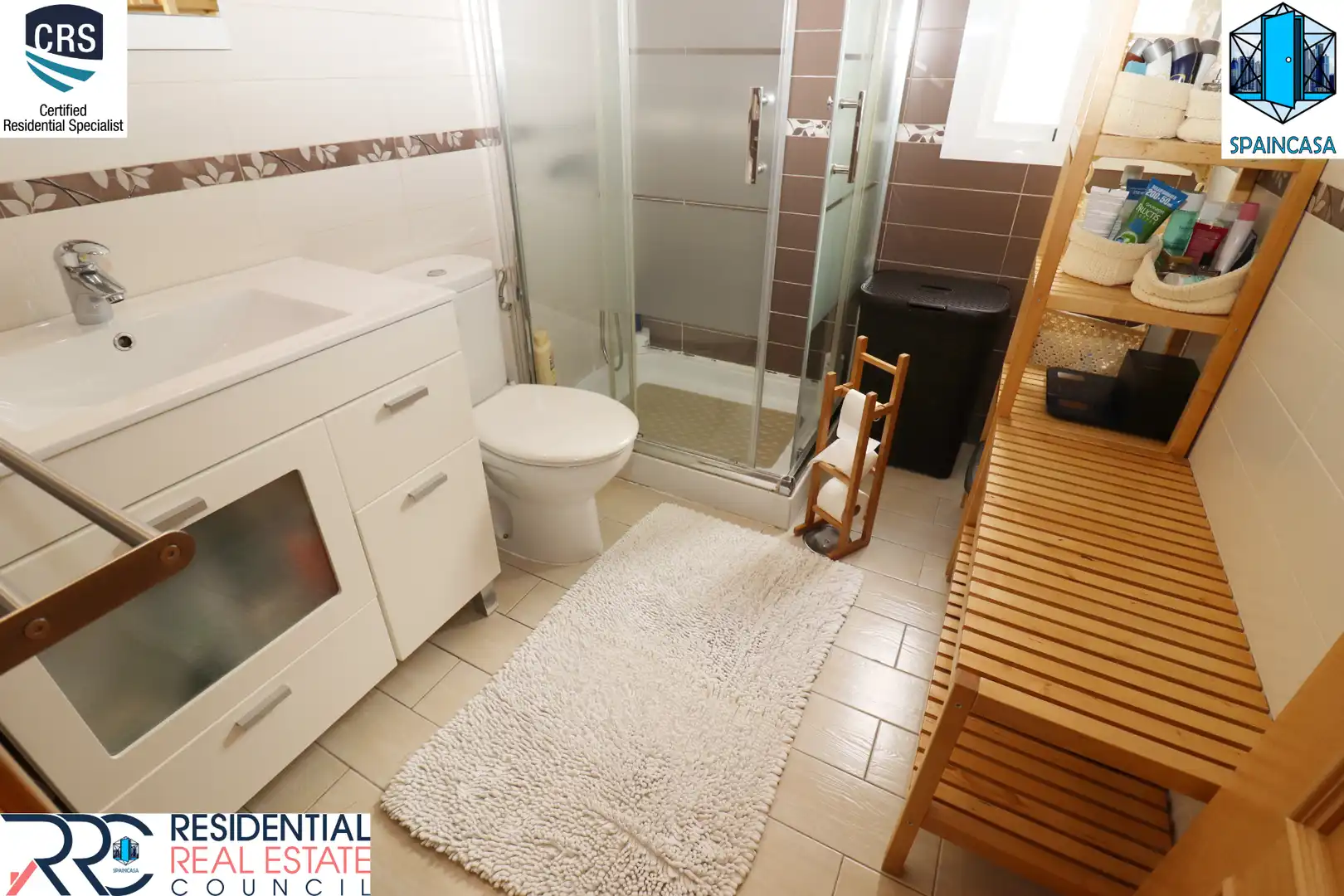 Bathroom of Flat for sale in Gibraleón  with Air Conditioner, Heating and Storage room