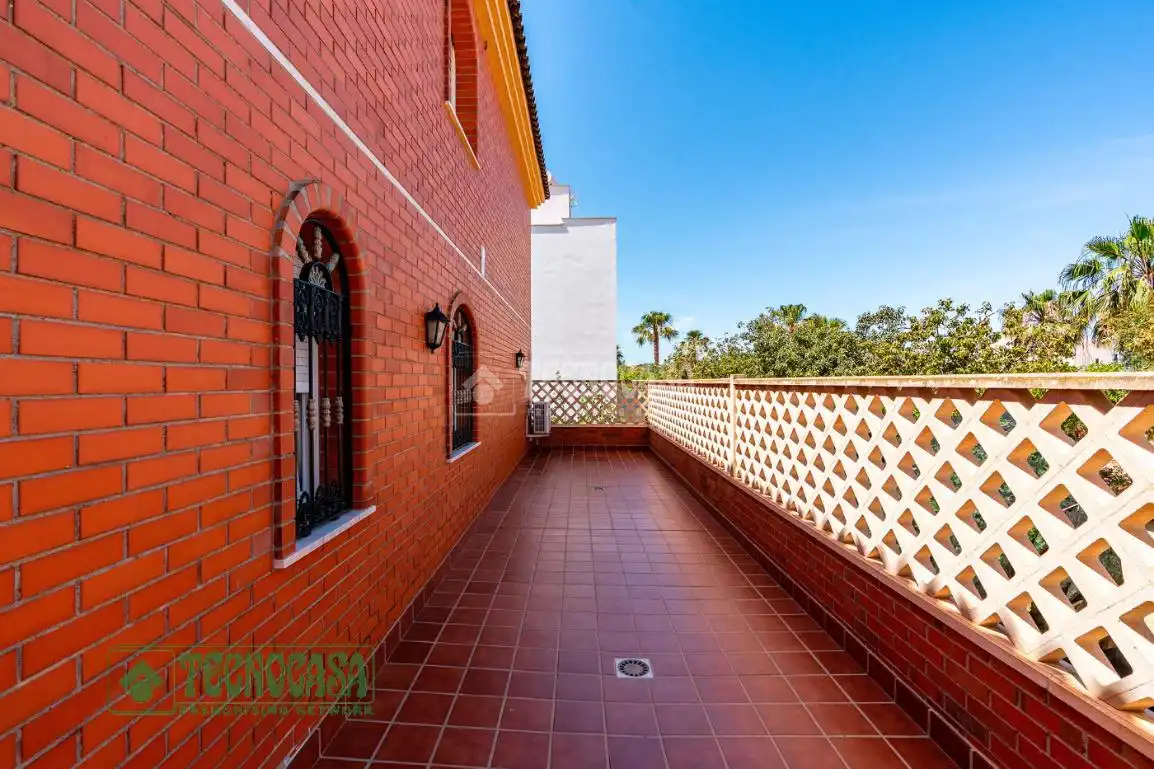 Terrassa de Casa o xalet en venda en Roquetas de Mar amb Calefacció, Parquet i Terrassa