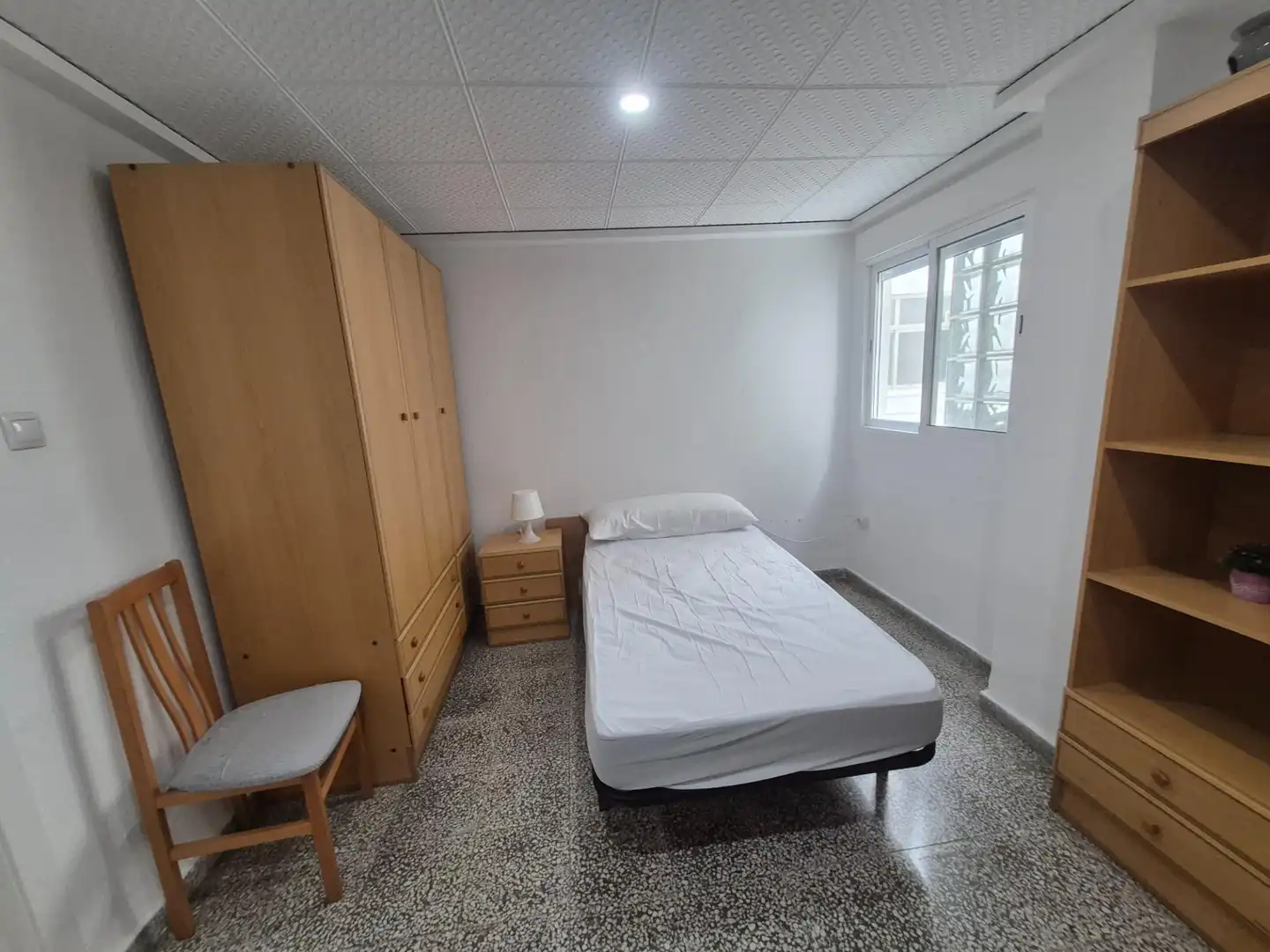 Bedroom of Flat for rent in Mislata  with Air Conditioner and Furnished