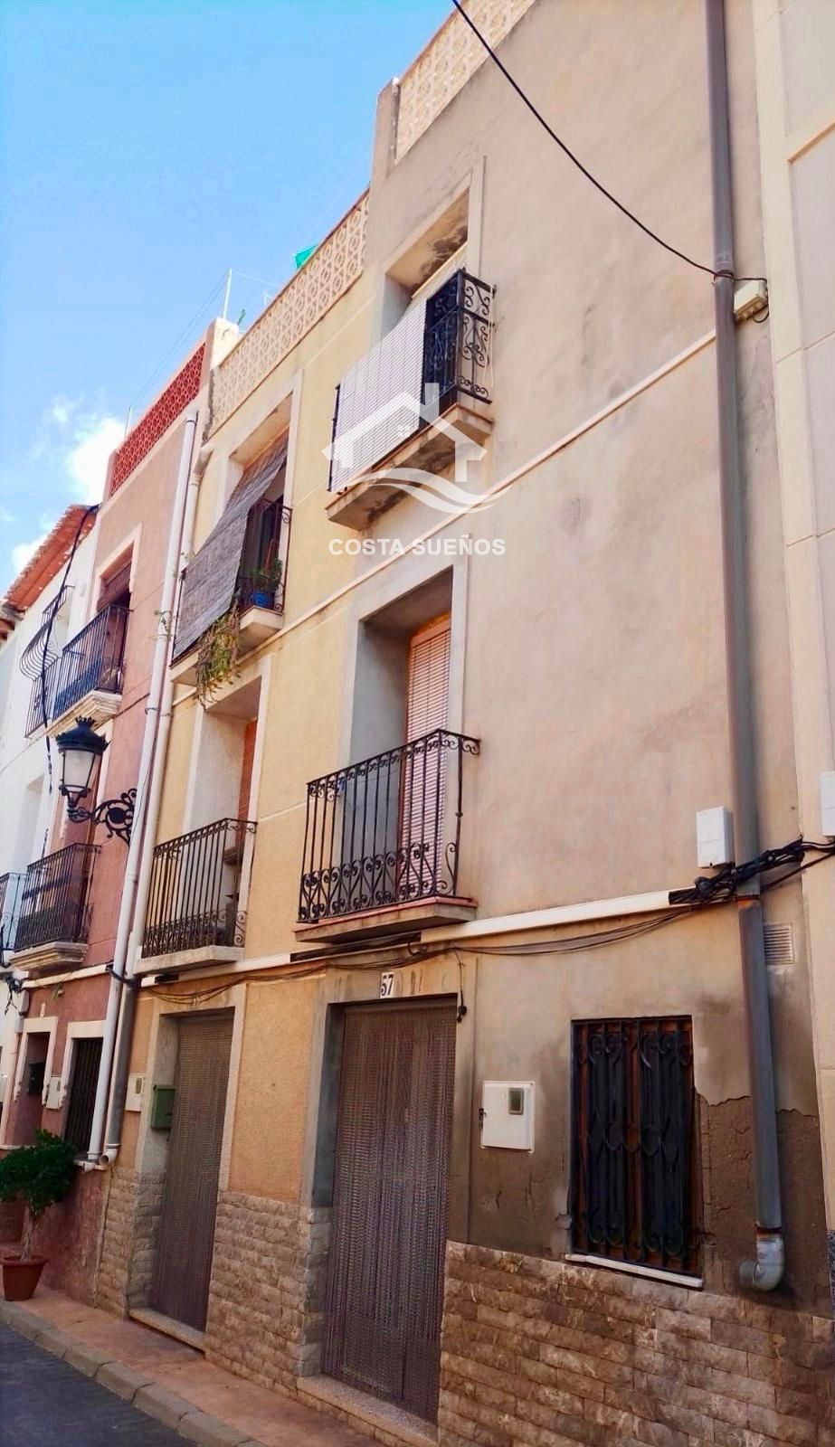 Exterior view of House or chalet for sale in Relleu  with Terrace and Furnished