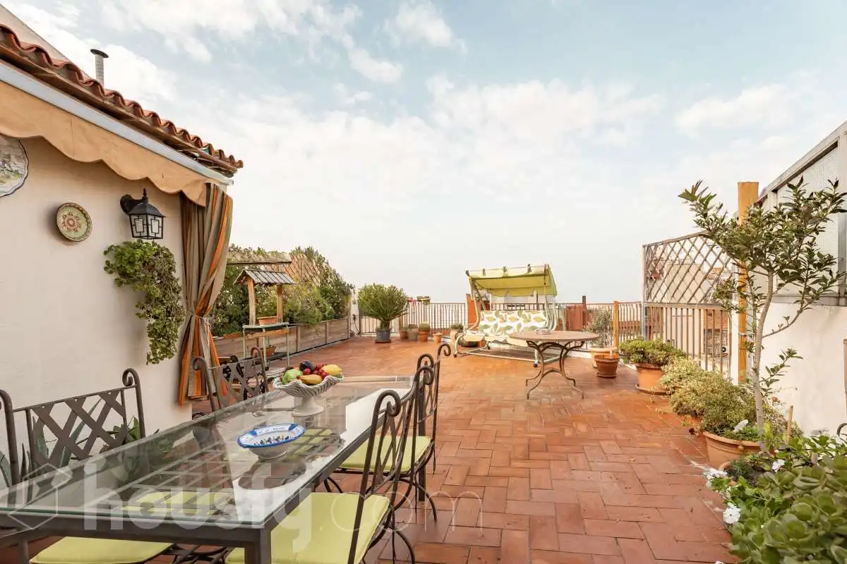Piso con terraza en venta en Calle Creus .