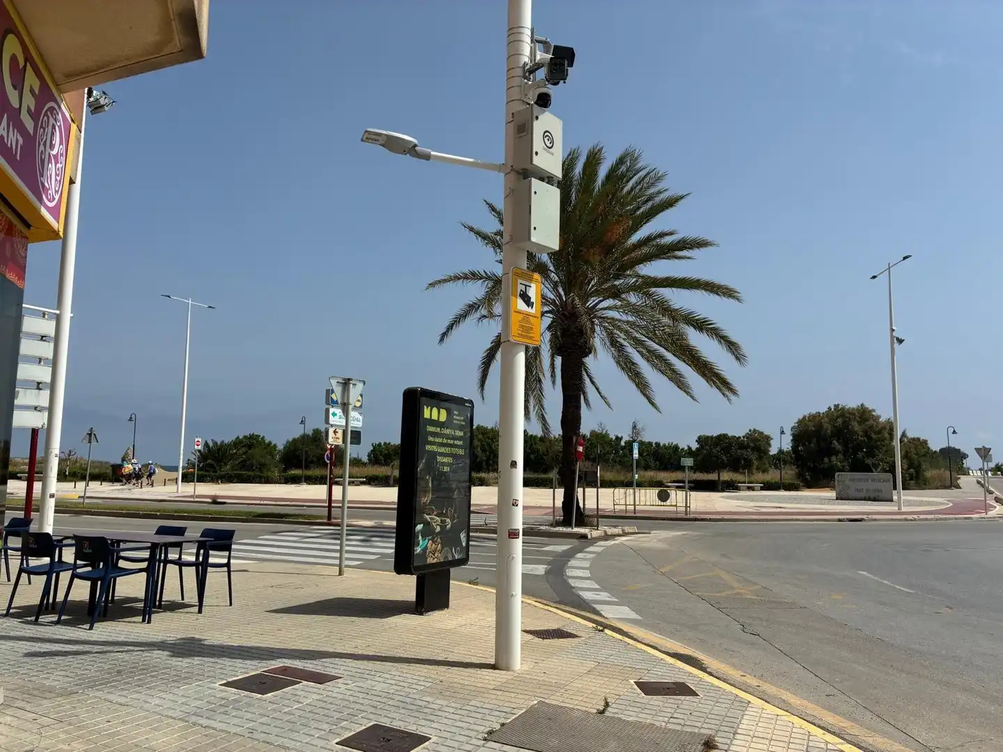 Exterior view of Commercial properties for sale in Dénia  with Air Conditioner