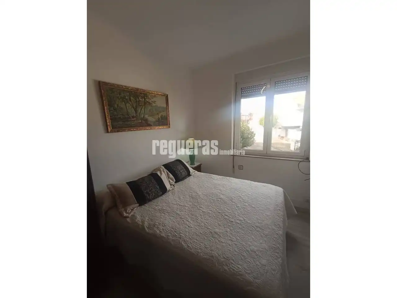 Habitación de Piso en venta en Avilés con Calefacción y Amueblado