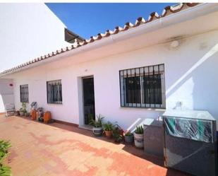 Exterior view of Single-family semi-detached for sale in Vélez-Málaga  with Terrace and Furnished