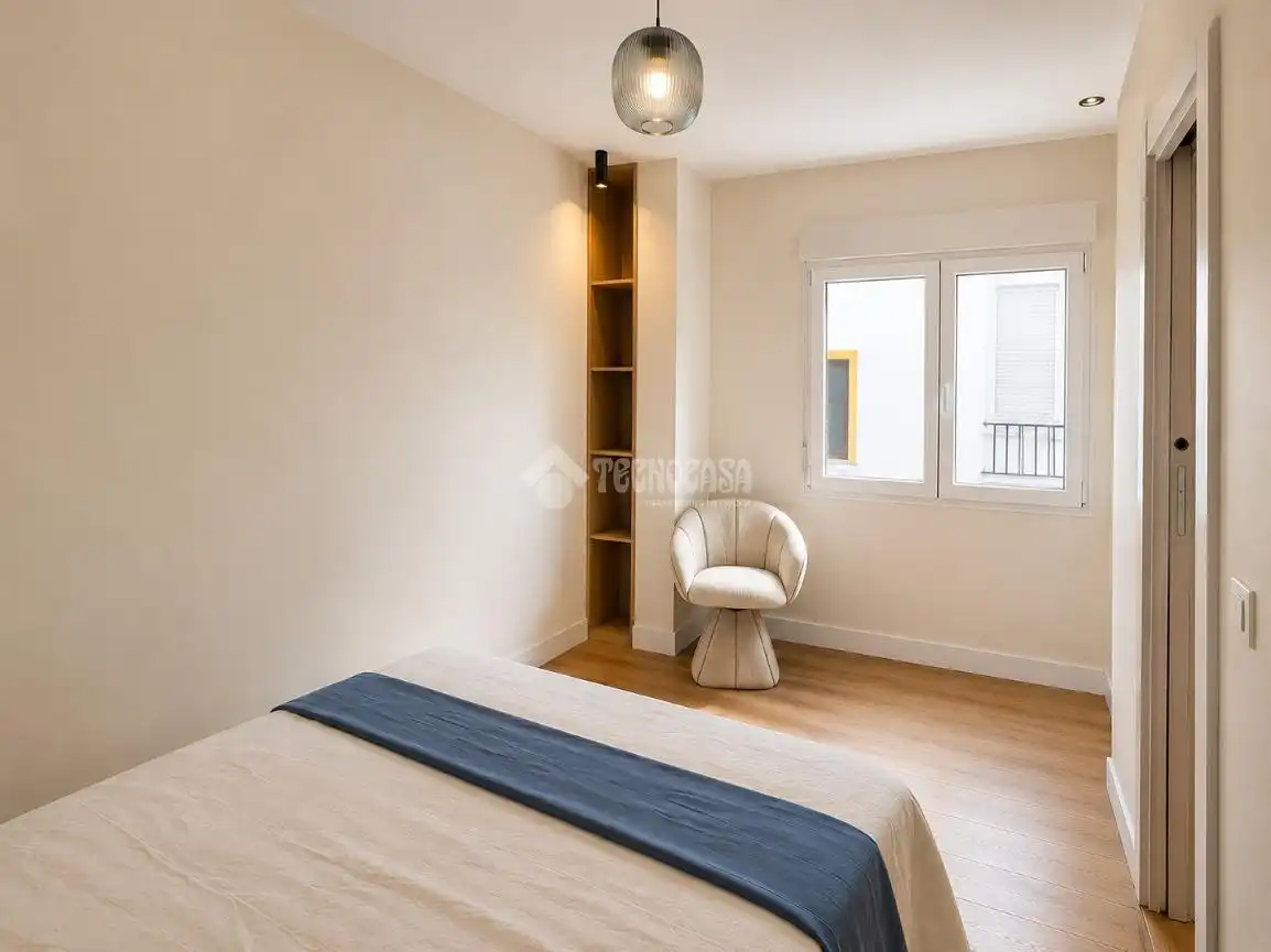 Schlafzimmer von Wohnung zum Verkauf in Madrid mit Klimaanlage, Balkon und Alarm