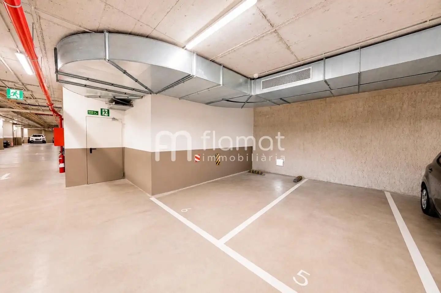 Parking de Piso en venta en L'Hospitalet de Llobregat con Aire acondicionado, Calefacción y Terraza