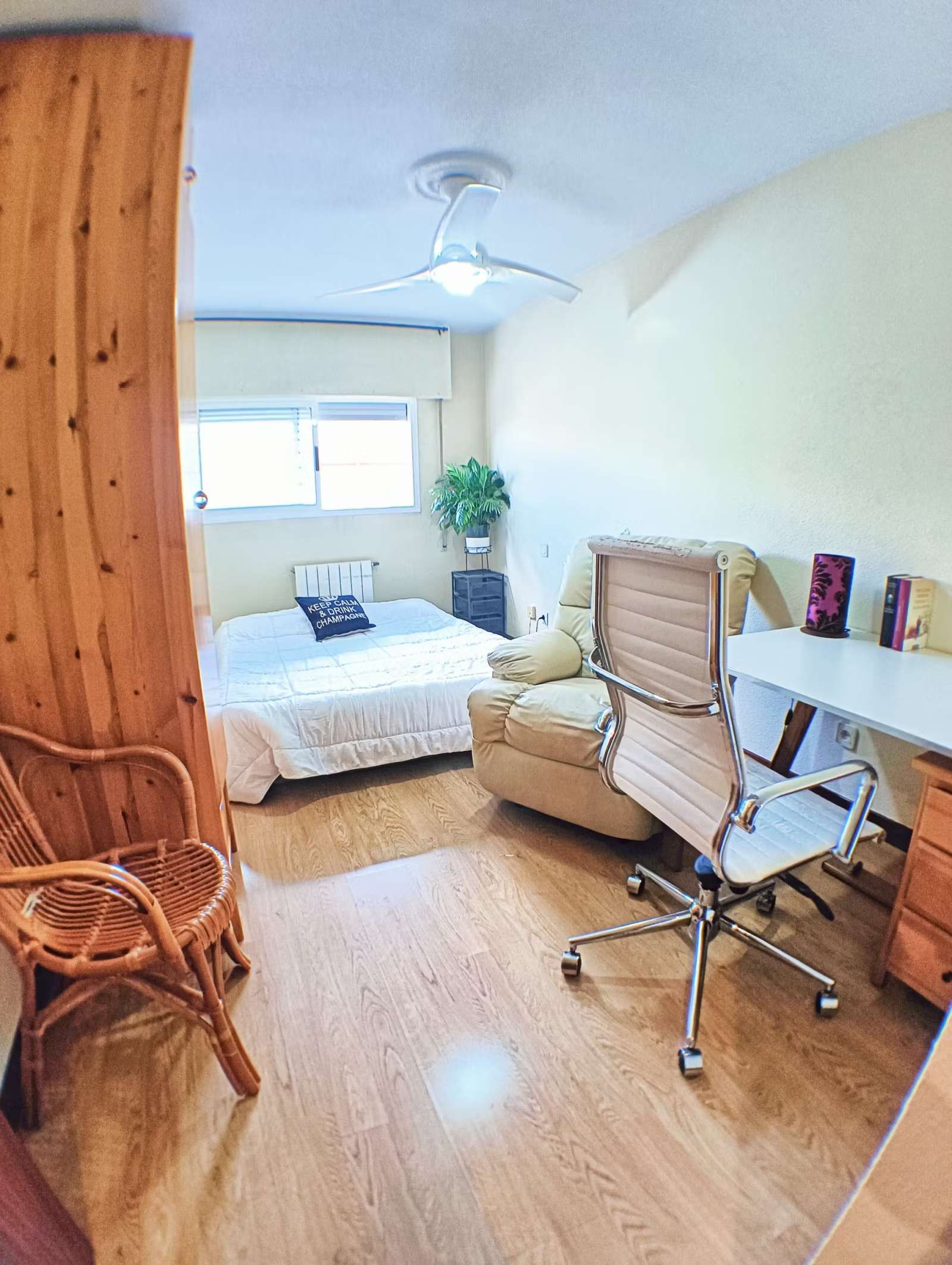 Dormitori de Apartament per a compartir en  Madrid Capital amb Aire condicionat, Calefacció i Terrassa