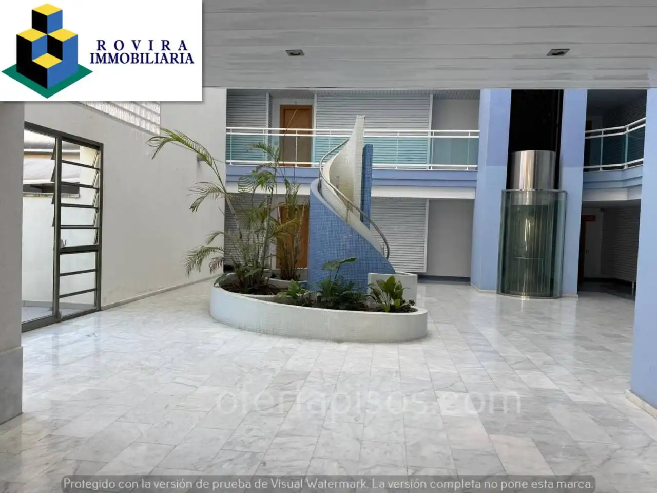 Flat with terrace for sale in Calle Bruselas, imagen 3