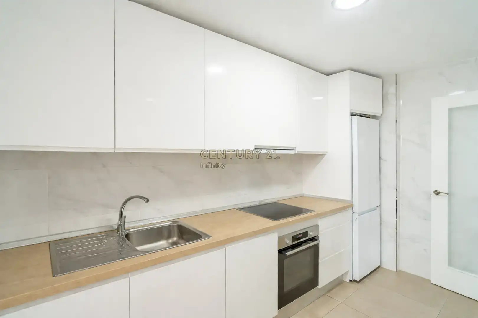 Kitchen of Flat for sale in Mijas  with Air Conditioner and Swimming Pool