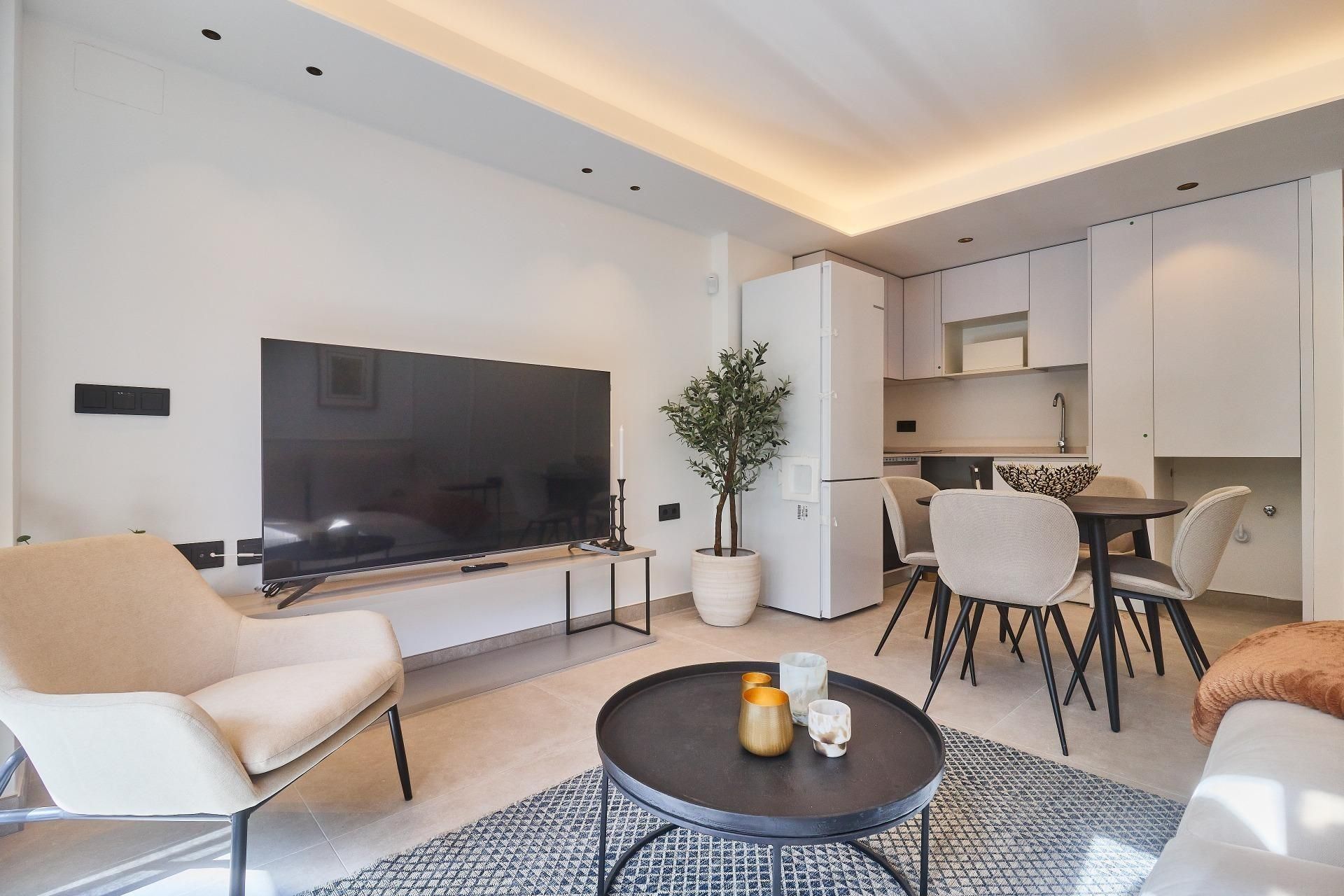 Apartment for sale in Avenida Avenida Condes de San Isidro, 14, Puerto Deportivo