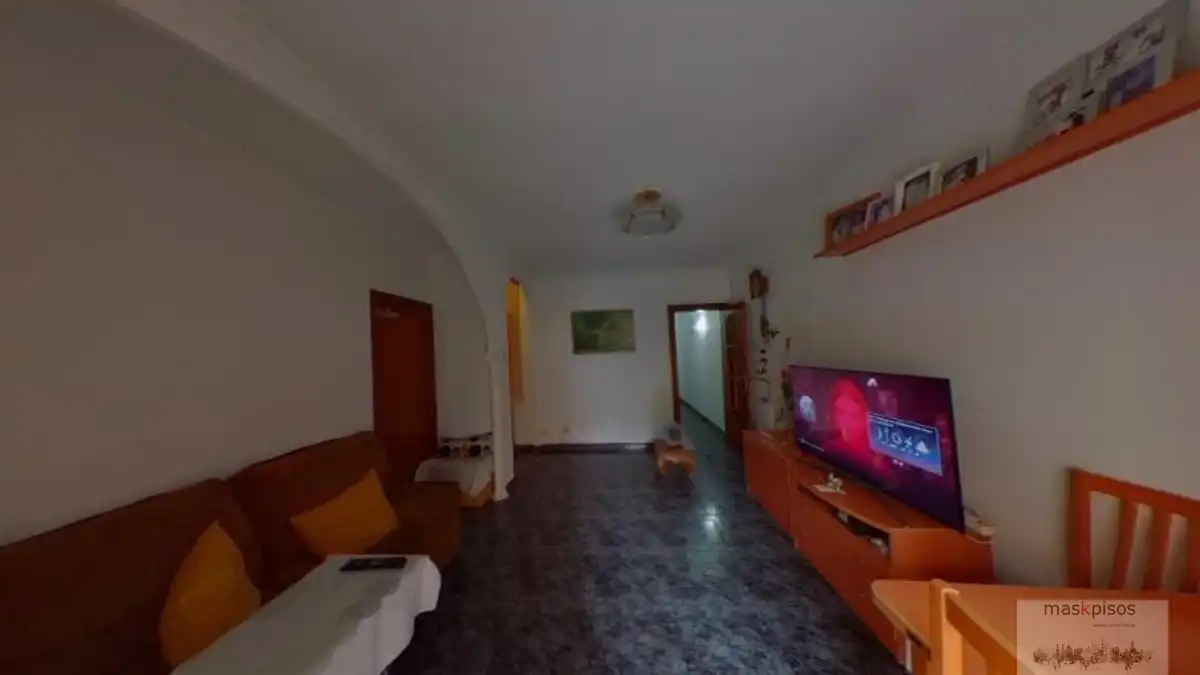 Living room of Flat for sale in L'Hospitalet de Llobregat