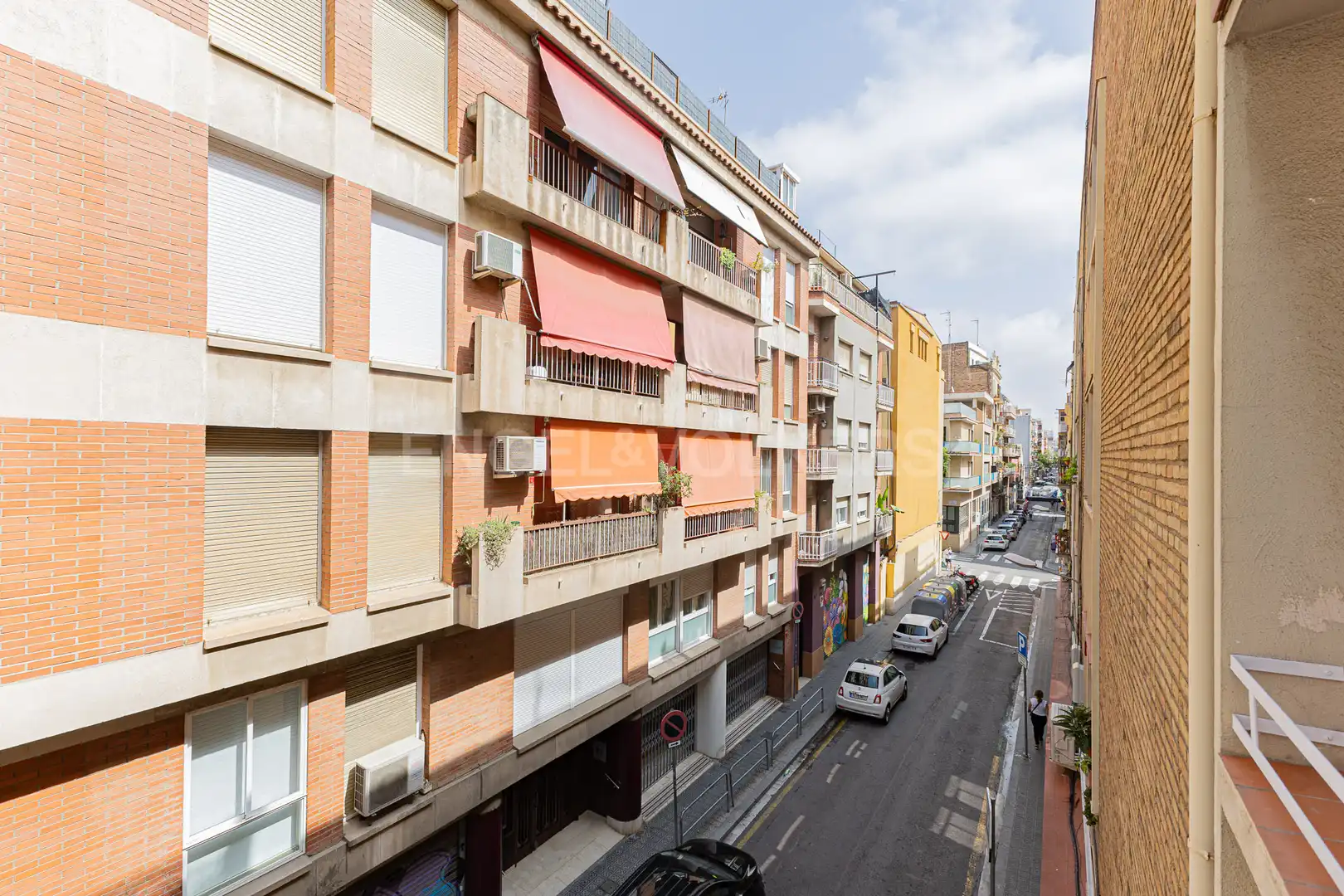 Vista exterior de Piso en venta en Barcelona con Aire acondicionado, Calefacción y Parquet