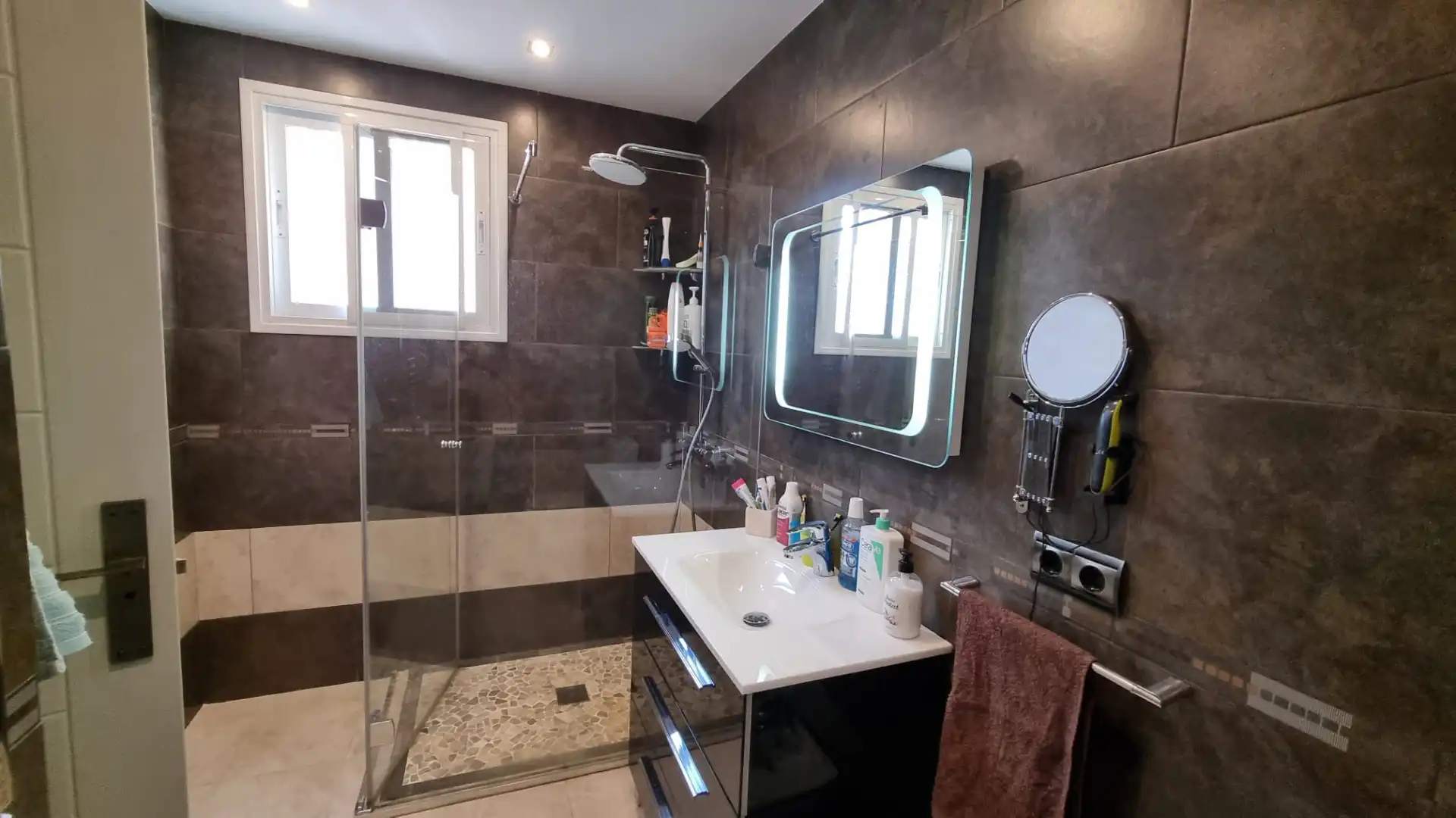 Flat for sale in Calle Vía del Berrocal, Iglesia - Estación