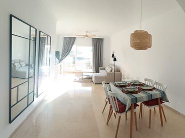 Apartament amb balcó de lloguer a Elviria - Cabopino
