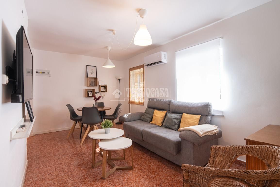 Sala d'estar de Pis en venda en  Granada Capital amb Aire condicionat