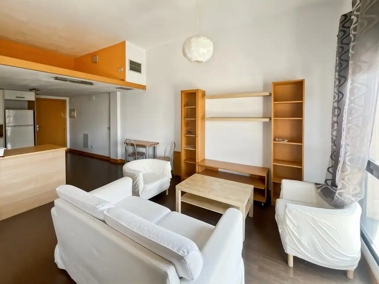 Sala de estar de Piso en venta en Madrid con Aire acondicionado, Calefacción y Piscina comunitaria