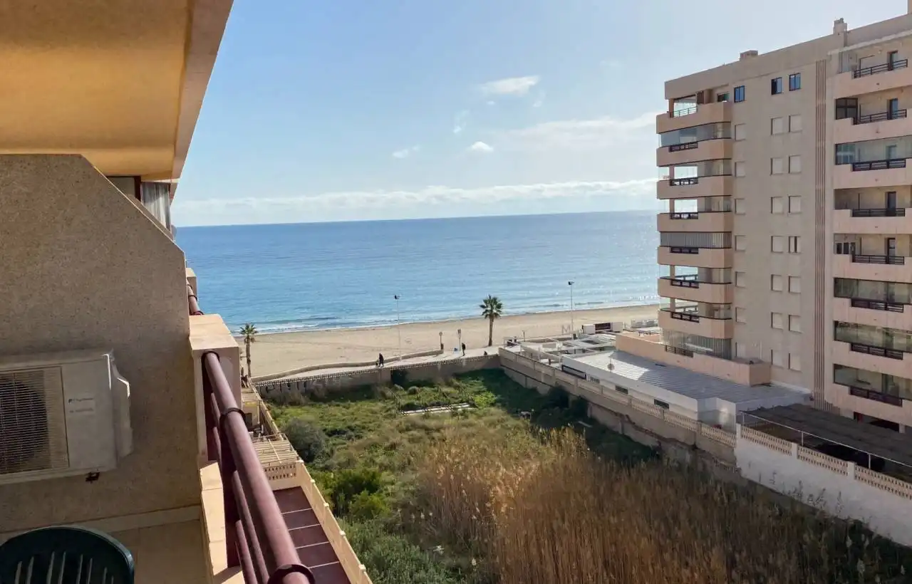 Mini appartamento con terrazza in vendita a Zona Levante - Playa Fossa