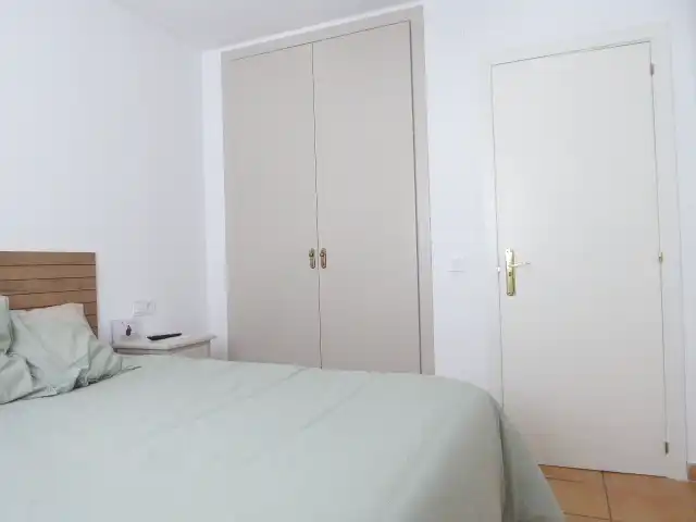 Schlafzimmer von Wohnungen zur Miete in Vélez-Málaga mit Terrasse, Abstellraum und Möbliert
