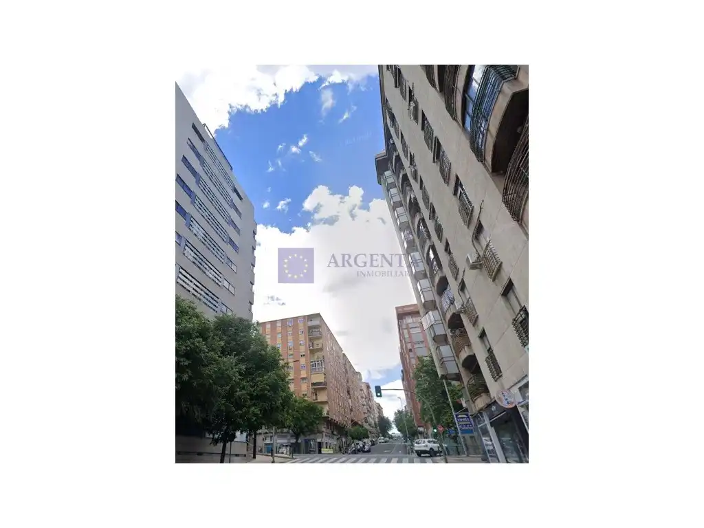 Local comercial en venda a Calle Gabino Muriel
