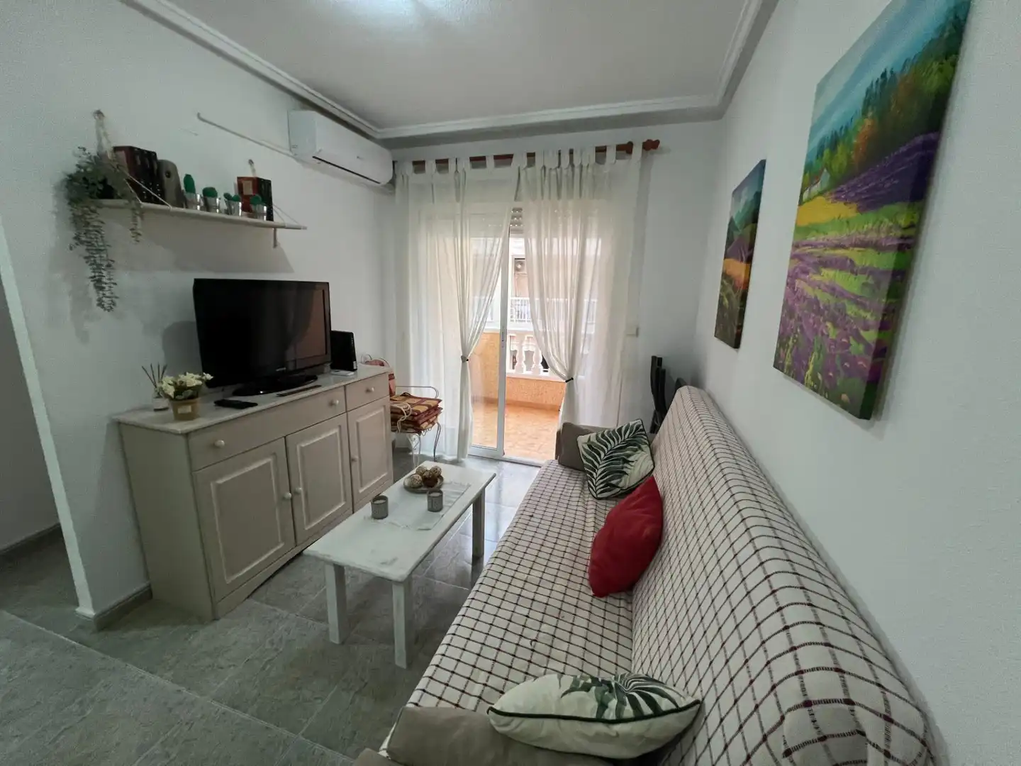 Apartamento con terraza en alquiler en Playa de los Locos, imagen 9