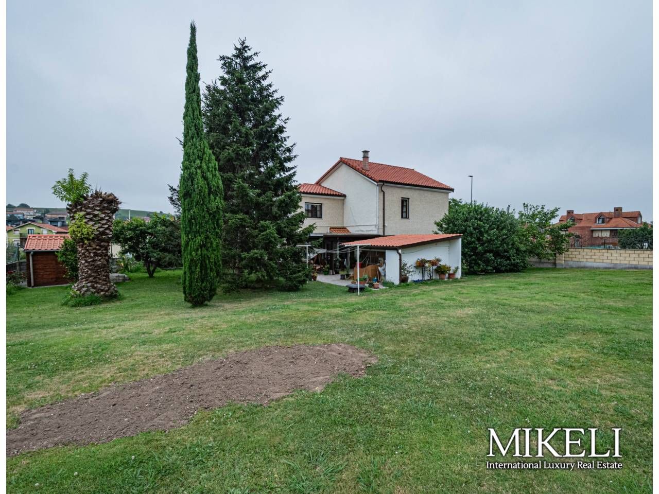 House or chalet for sale in El Astillero    with Heating and Private garden