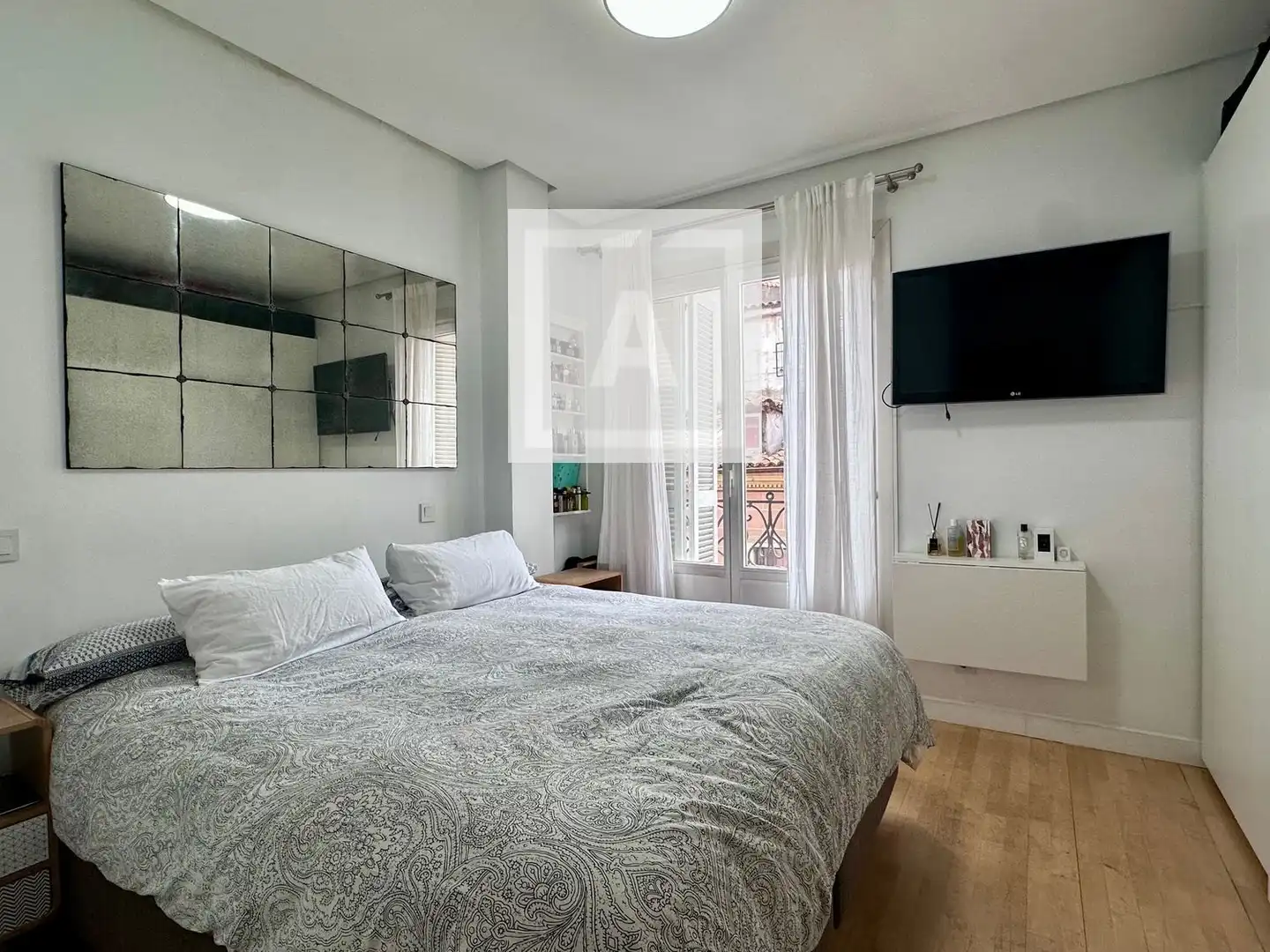Schlafzimmer von Wohnung zum Verkauf in Madrid mit Klimaanlage, Heizung und Terrasse