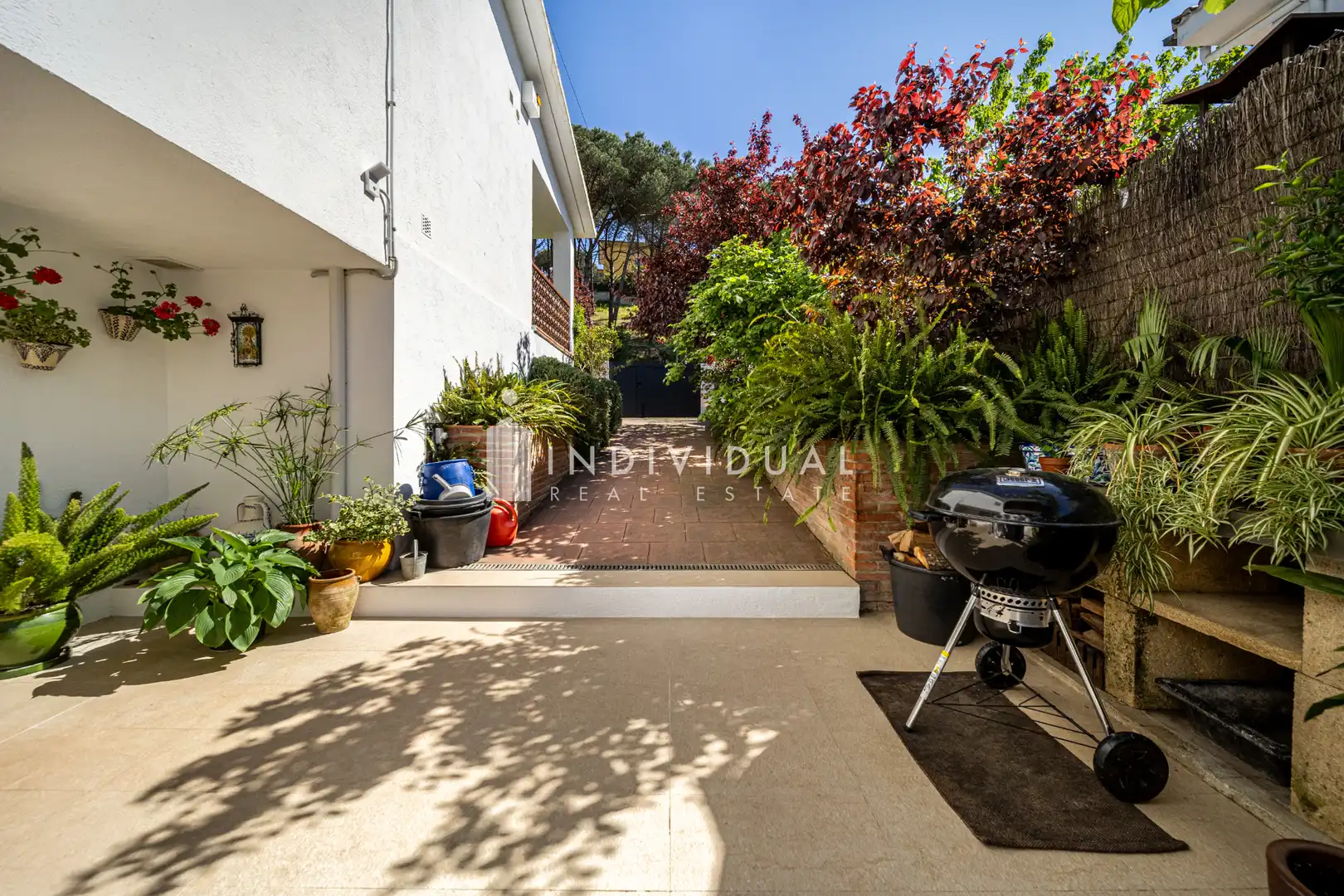 Vista exterior de Casa o xalet en venda en Vallromanes amb Aire condicionat, Calefacció i Jardí privat