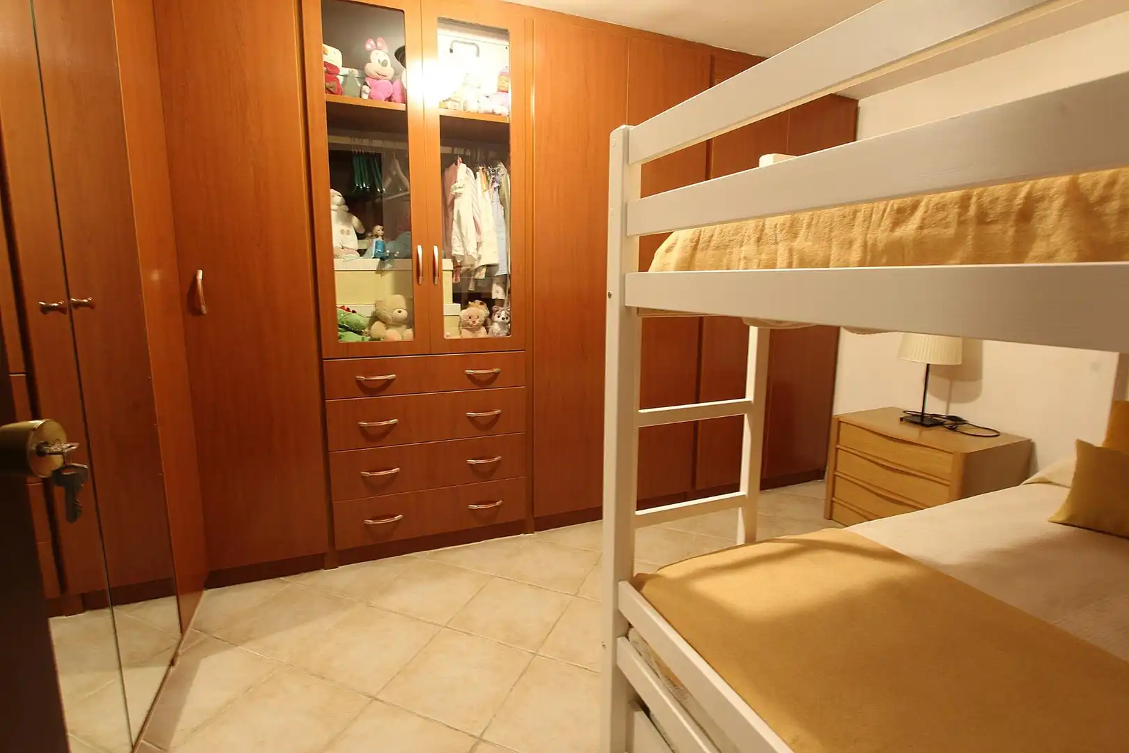 Dormitori de Casa o xalet en venda en Este - Alcosa- Torreblanca