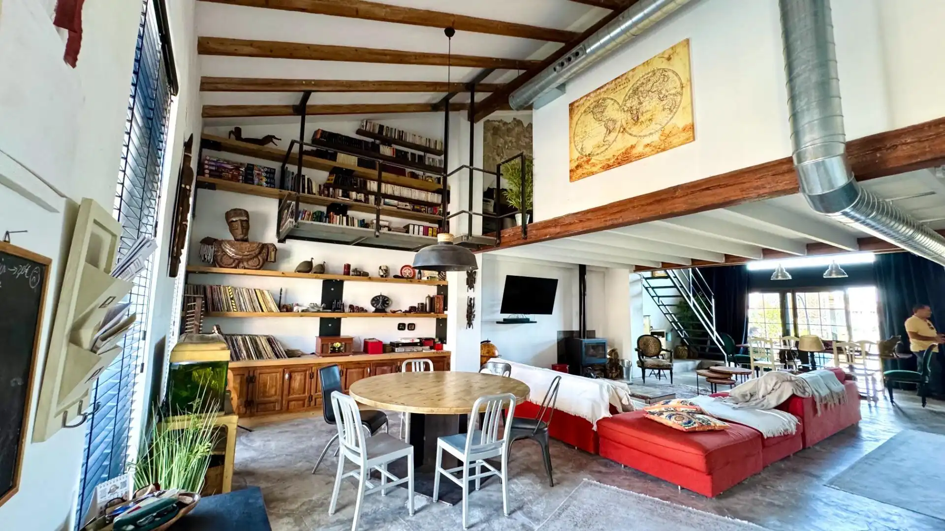 Sala d'estar de Casa o xalet en venda en Alicante / Alacant amb Jardí privat, Terrassa i Piscina