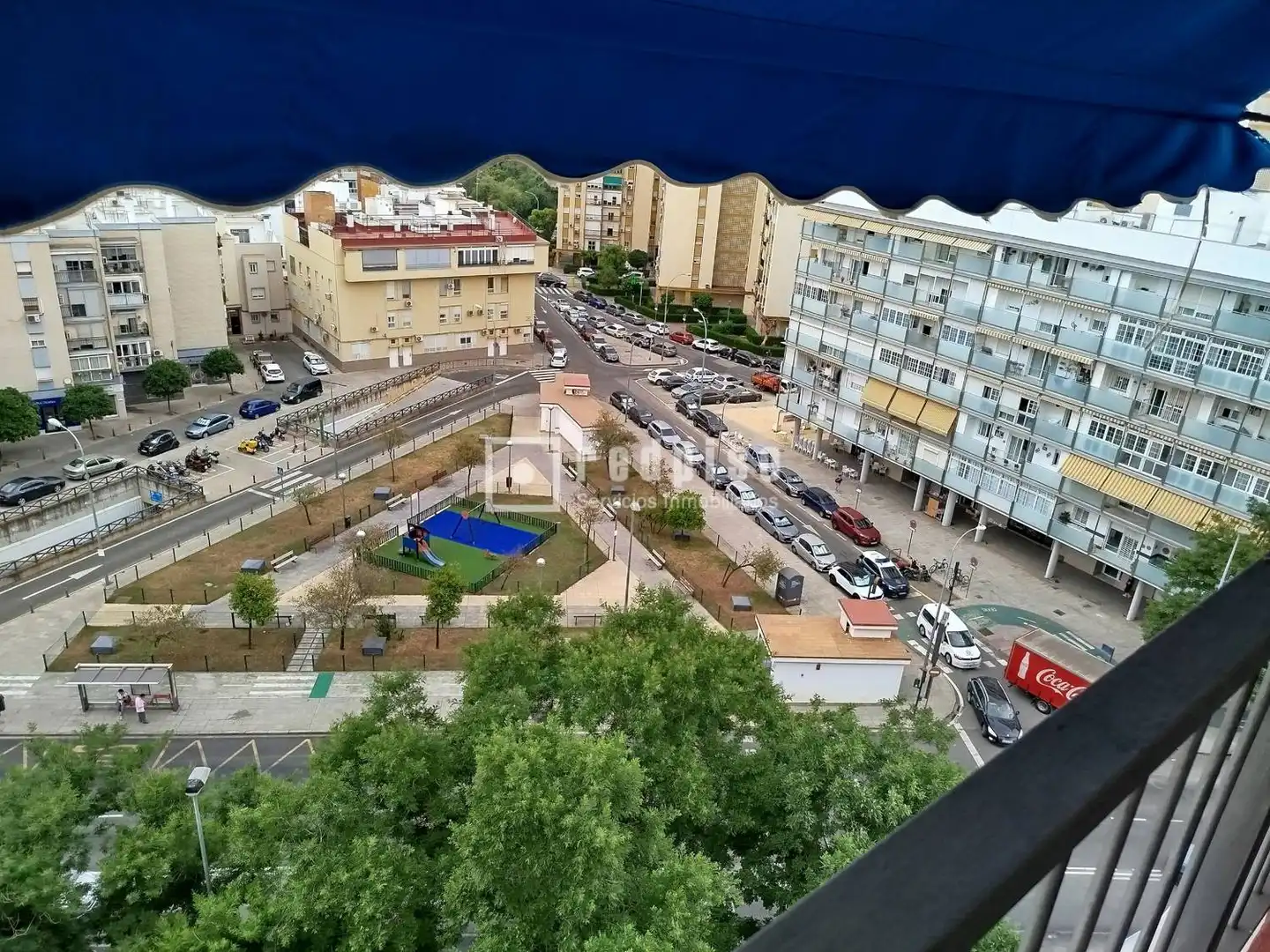 Exterior view of Flat for rent in Sevilla  with Air Conditioner, Private garden and Terrace