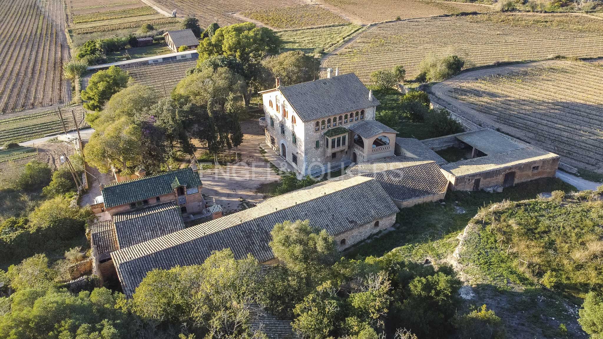 Exterior view of Country house for sale in Sant Pere de Ribes  with Heating, Private garden and Storage room