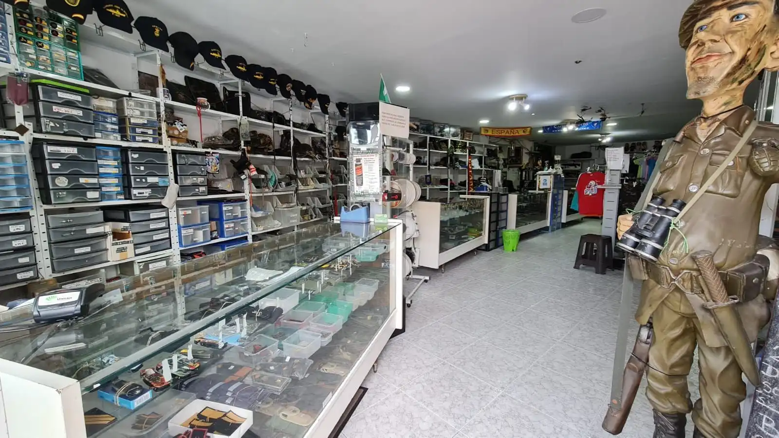 Local comercial en venda a El Cristo - Cayetano Roldán
