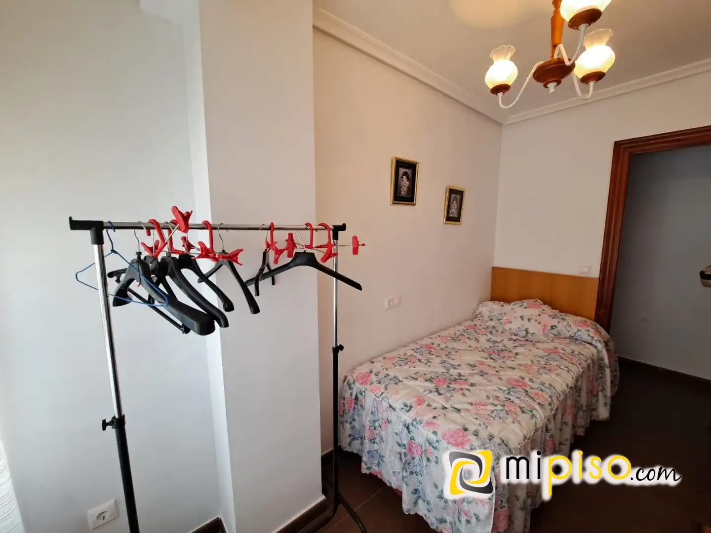 Bedroom of Flat for rent in Laredo  with Furnished