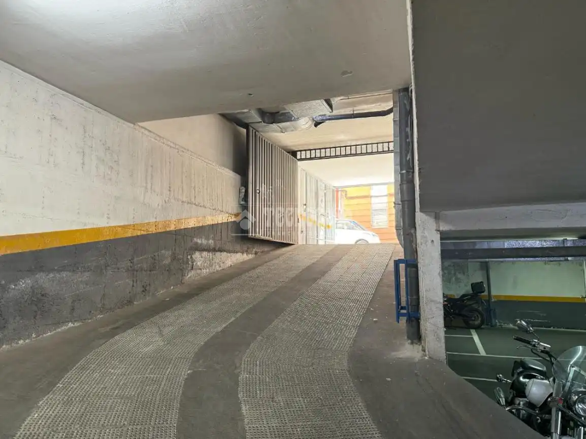 Garage zum Verkauf in Madrid