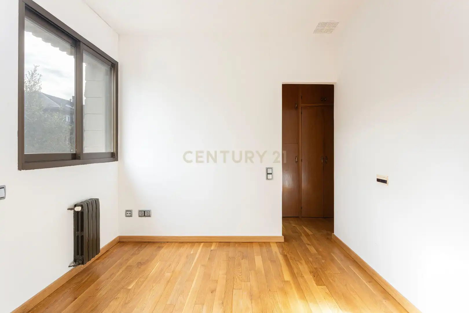 Casa o chalet de alquiler en Carrer d'Àngel Guimerà, Sant Cugat del Vallès, Bar, -1, L'Eixample