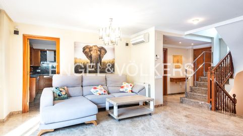 Foto 3 de Casa o xalet en venda a Molins de Rei, Barcelona