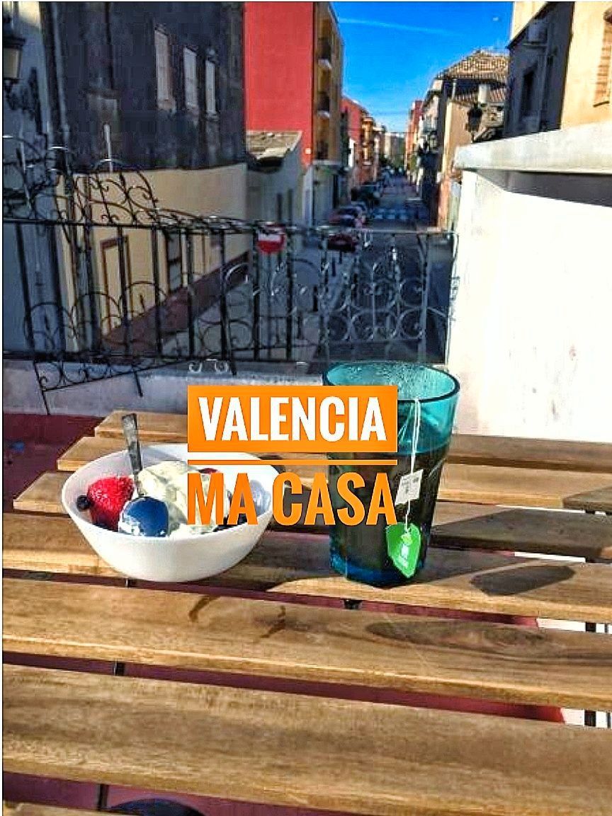House or chalet to rent in  Valencia Capital  with Air Conditioner, Heating and Terrace