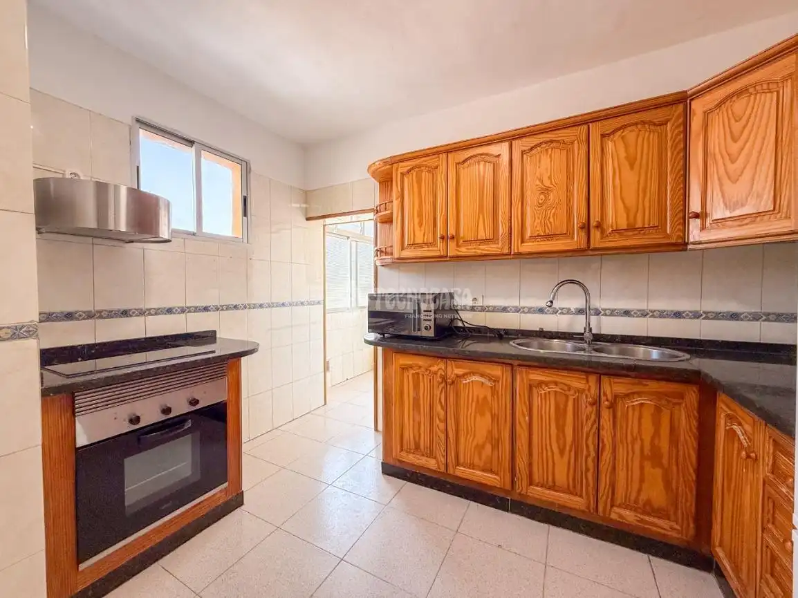 Kitchen of Flat for sale in Santa Cruz de Tenerife  with Balcony