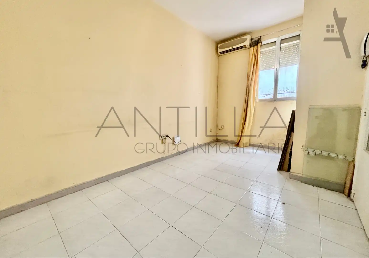 Piso en venta en Madrid con Aire acondicionado, Calefacción y Alarma