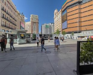 Vista exterior de Apartament en venda en  Madrid Capital amb Calefacció i Balcó