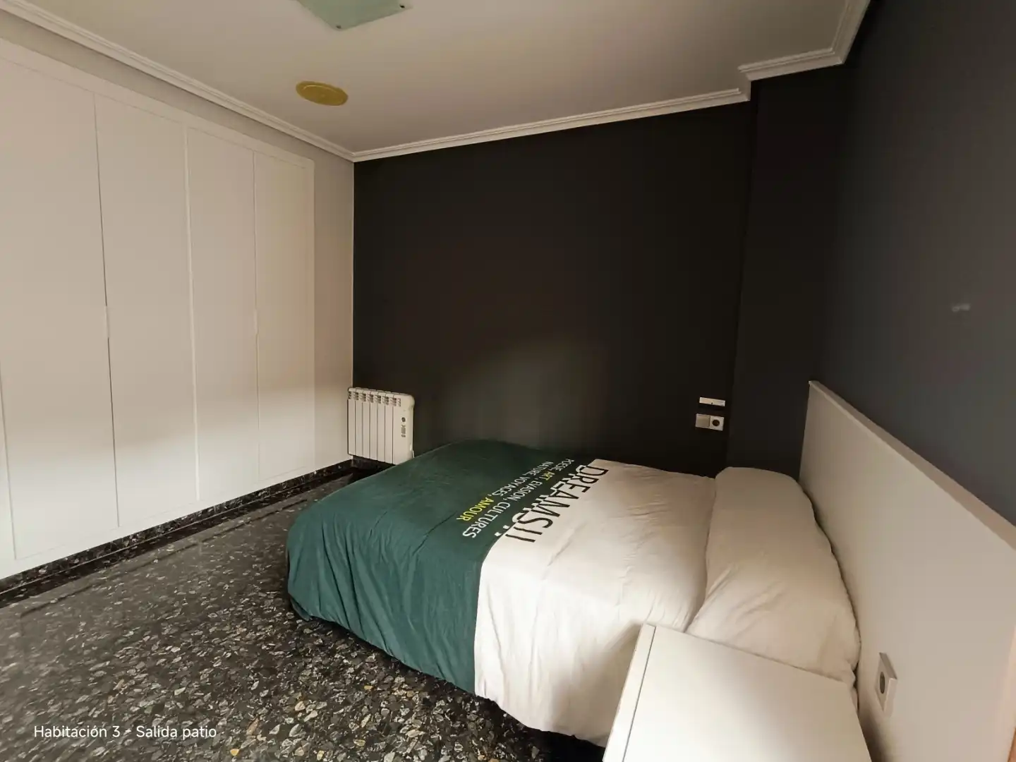 Schlafzimmer von Wohnung zur Miete in Ontinyent mit Klimaanlage, Abstellraum und Möbliert