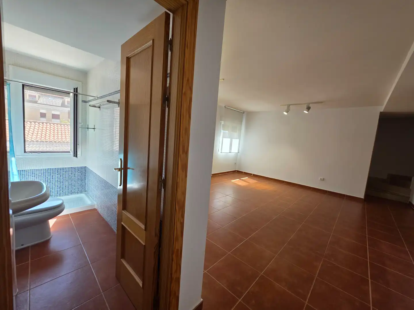 Duplexes for sale in Serranillos del Valle  with Air Conditioner and Heating