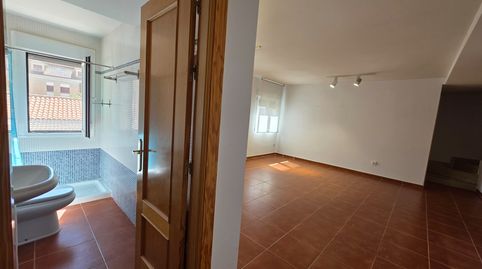Foto 5 von Maisonette zum Verkauf in Calle de Cataluña, Serranillos del Valle, Madrid