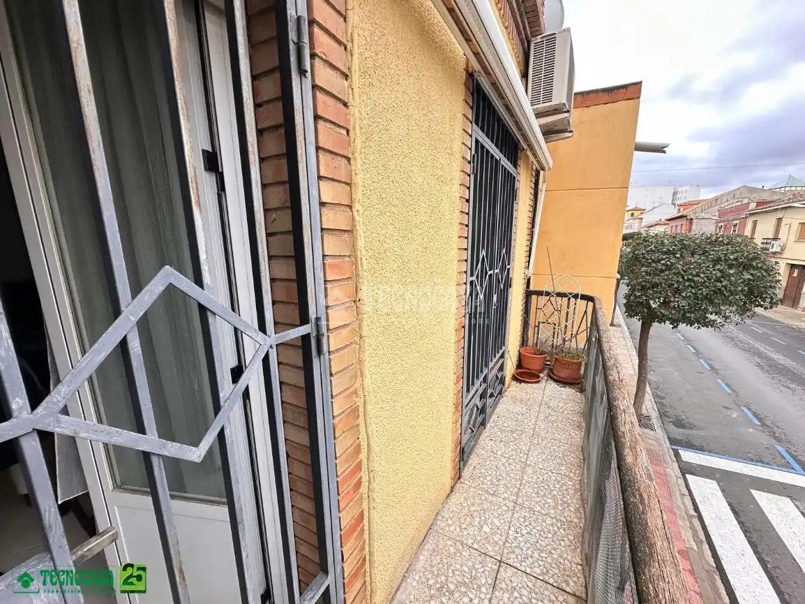 Vista exterior de Casa o chalet en venta en Manzanares