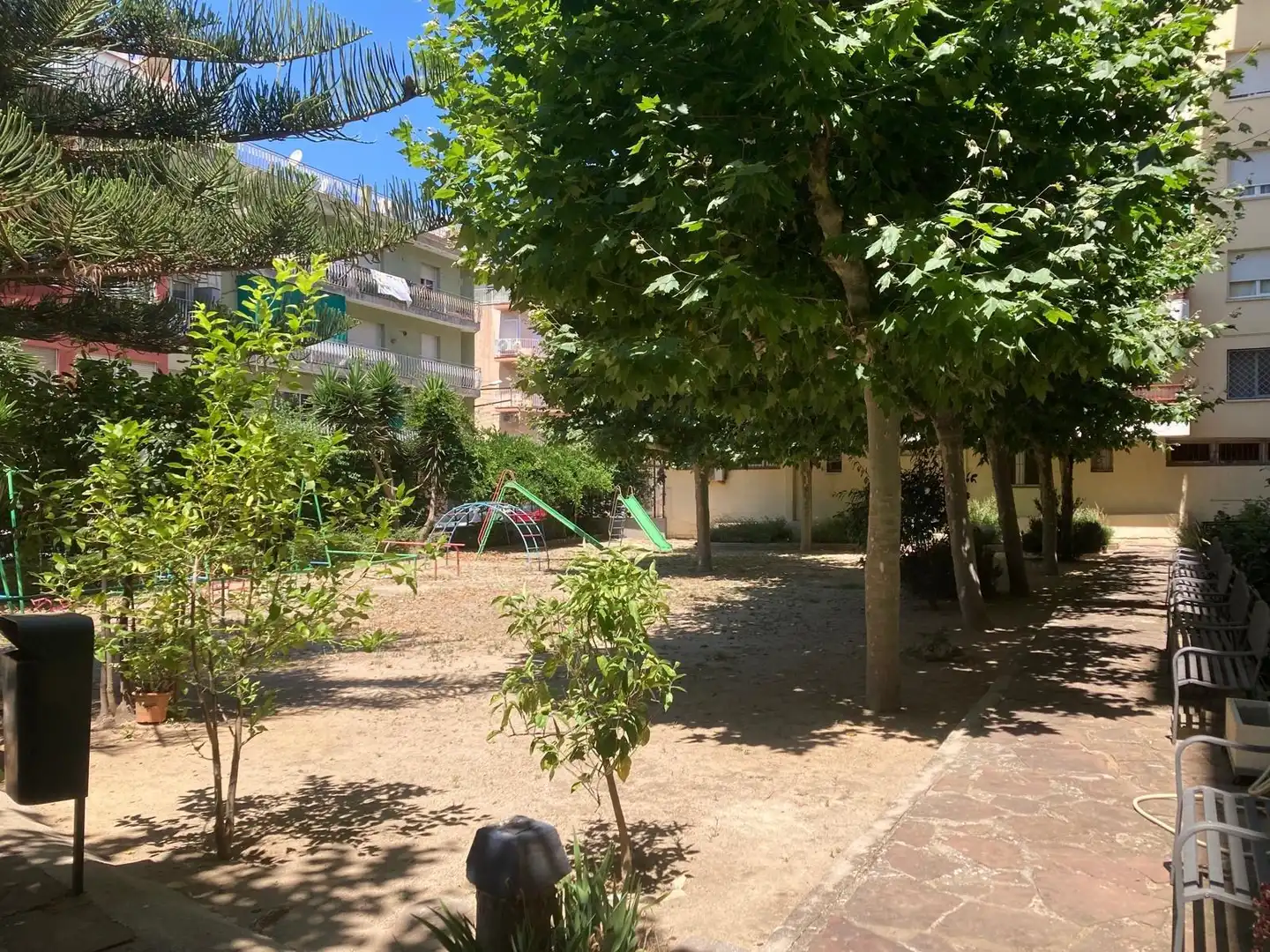 Jardí de Pis en venda en Pineda de Mar amb Calefacció, Terrassa i Balcó