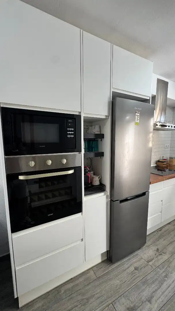 Küche von Einfamilien-Reihenhaus zum Verkauf in Torredembarra mit Klimaanlage, Heizung und Privatgarten