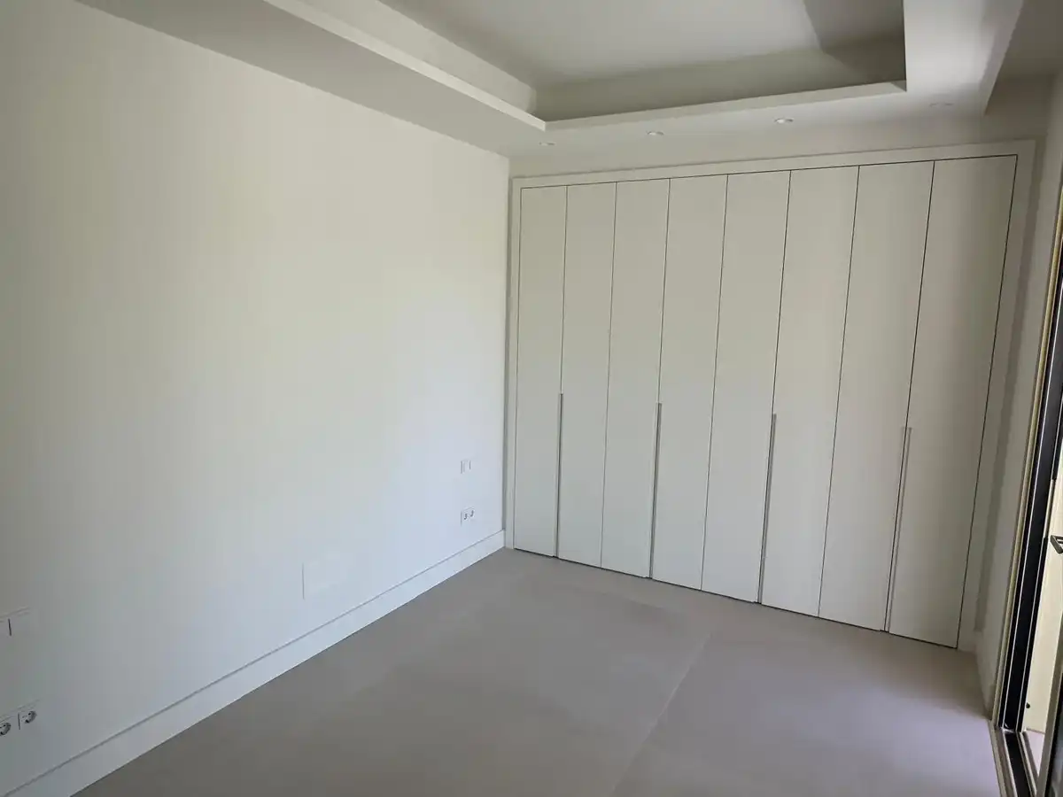 Bedroom of Flat for sale in Marbella  with Air Conditioner, Terrace and Internet