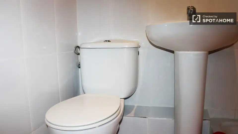 Habitació a Sant Gervasi- Galvany