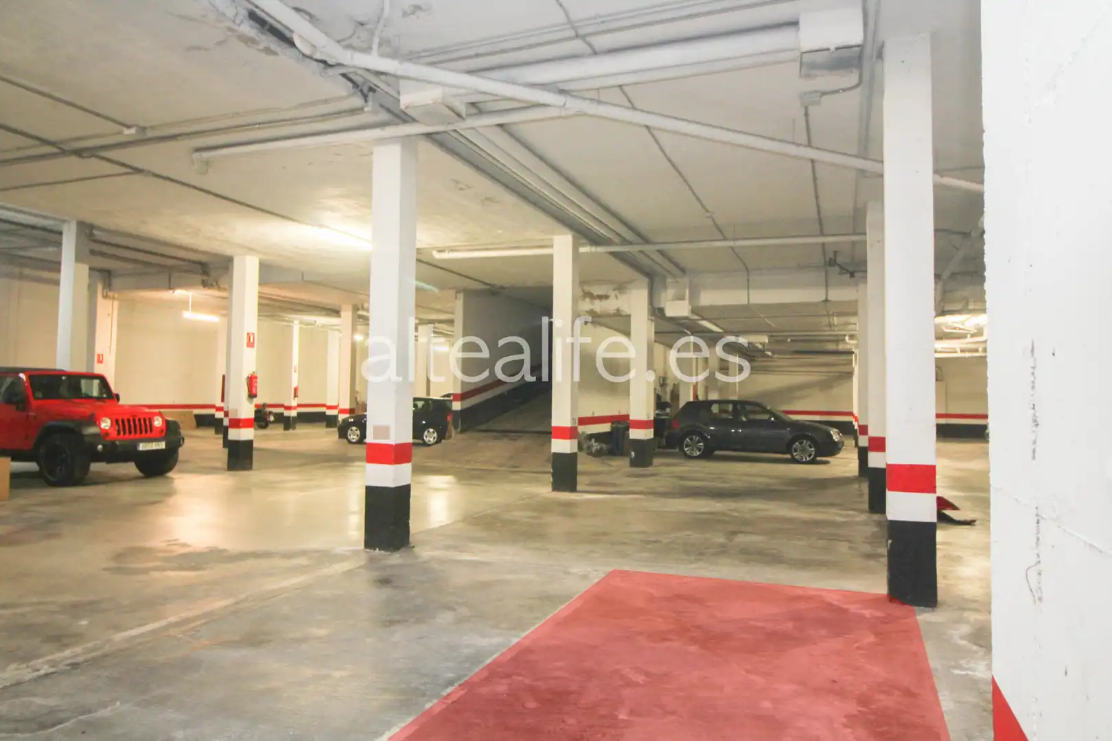 Garage for rent in N/A, Altea ciudad